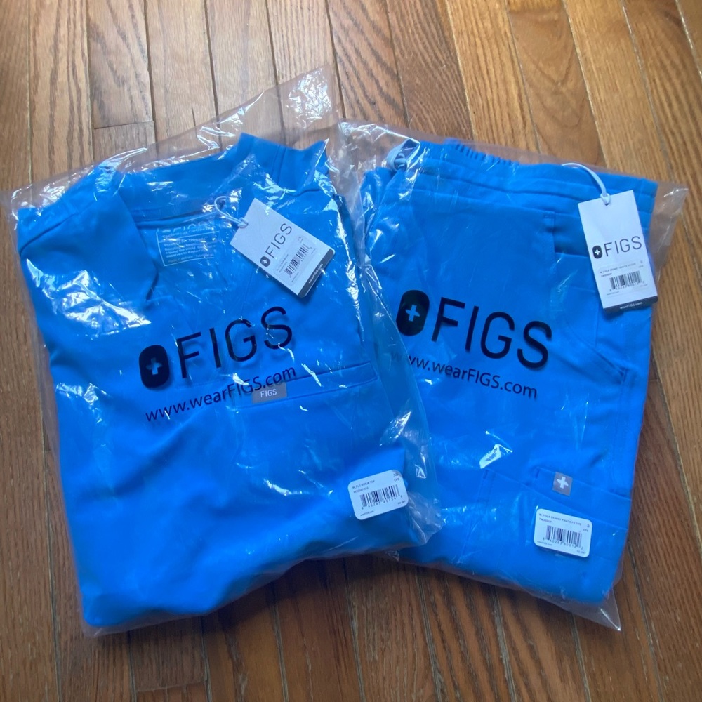 Figs scrubs